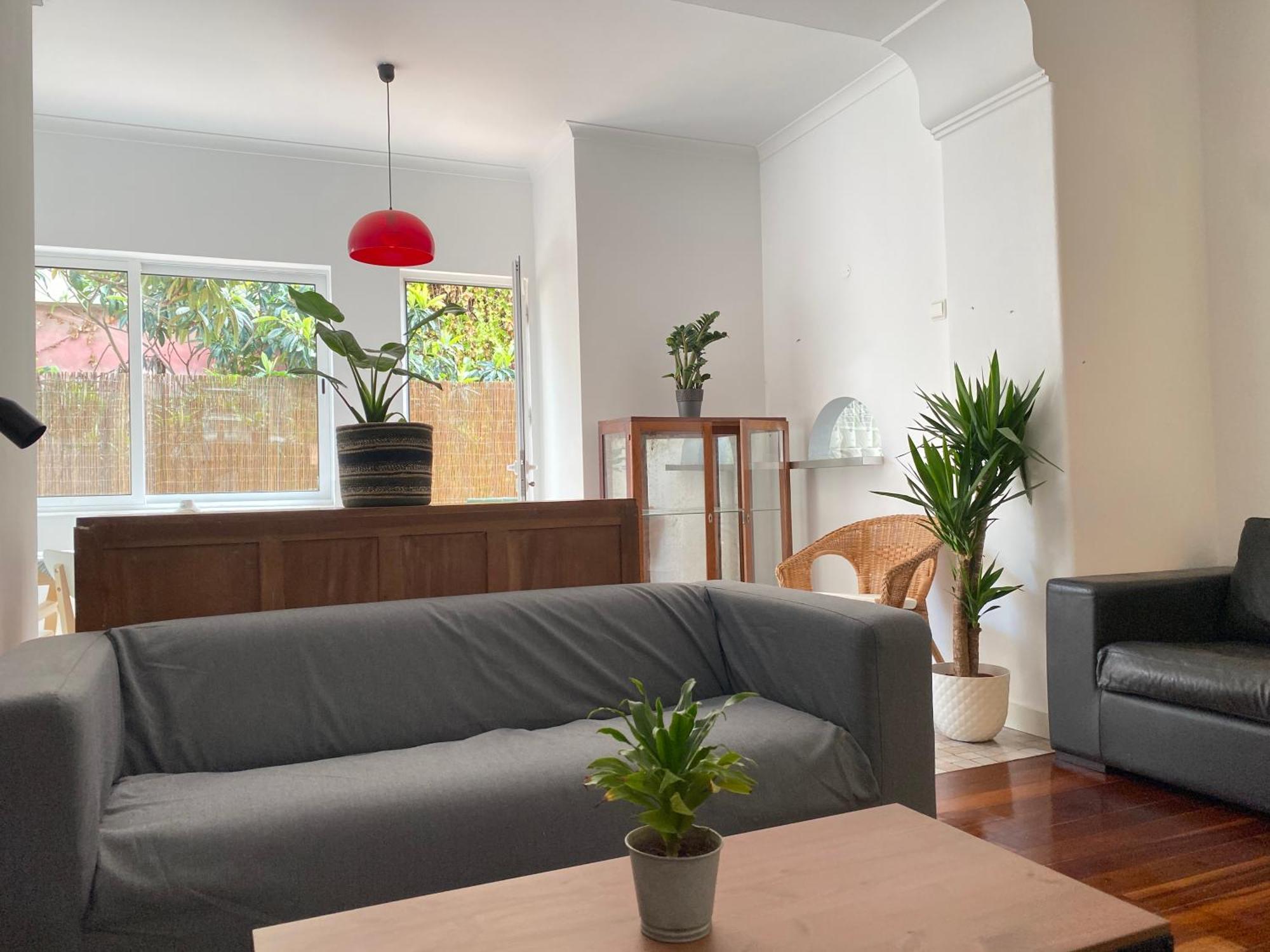 Terrace House Hostel Lisbon Exterior photo