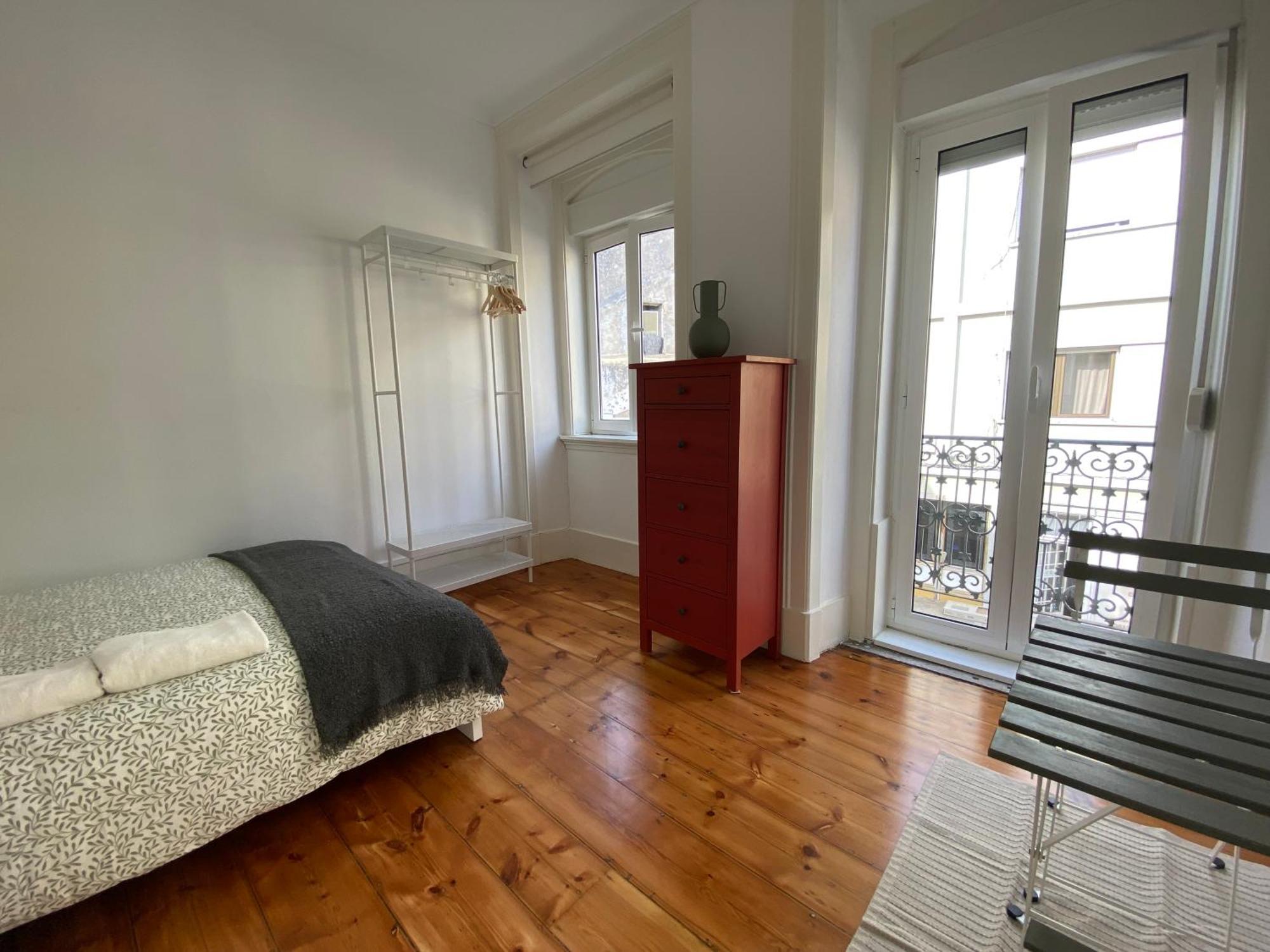 Terrace House Hostel Lisbon Exterior photo
