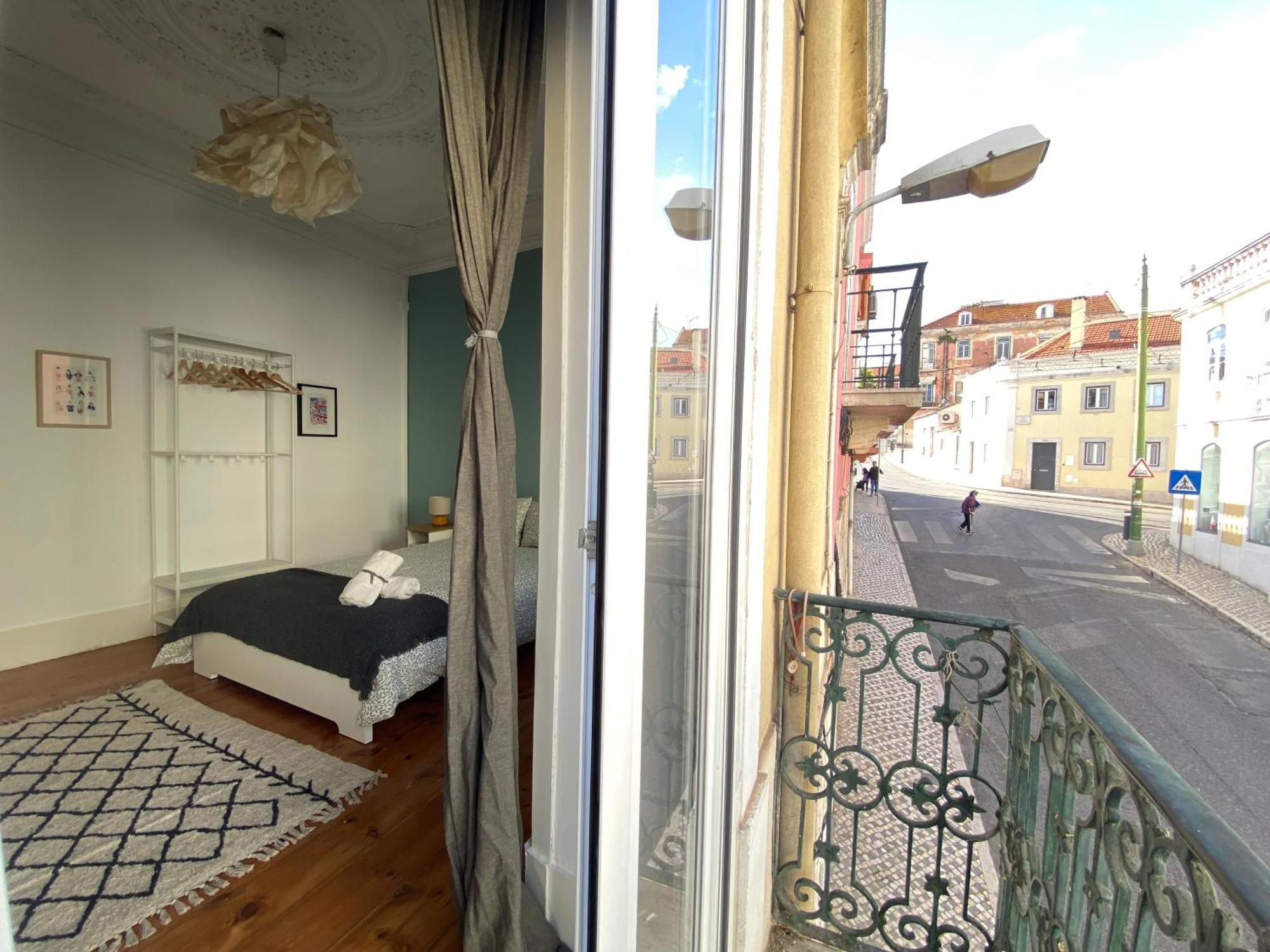 Terrace House Hostel Lisbon Exterior photo