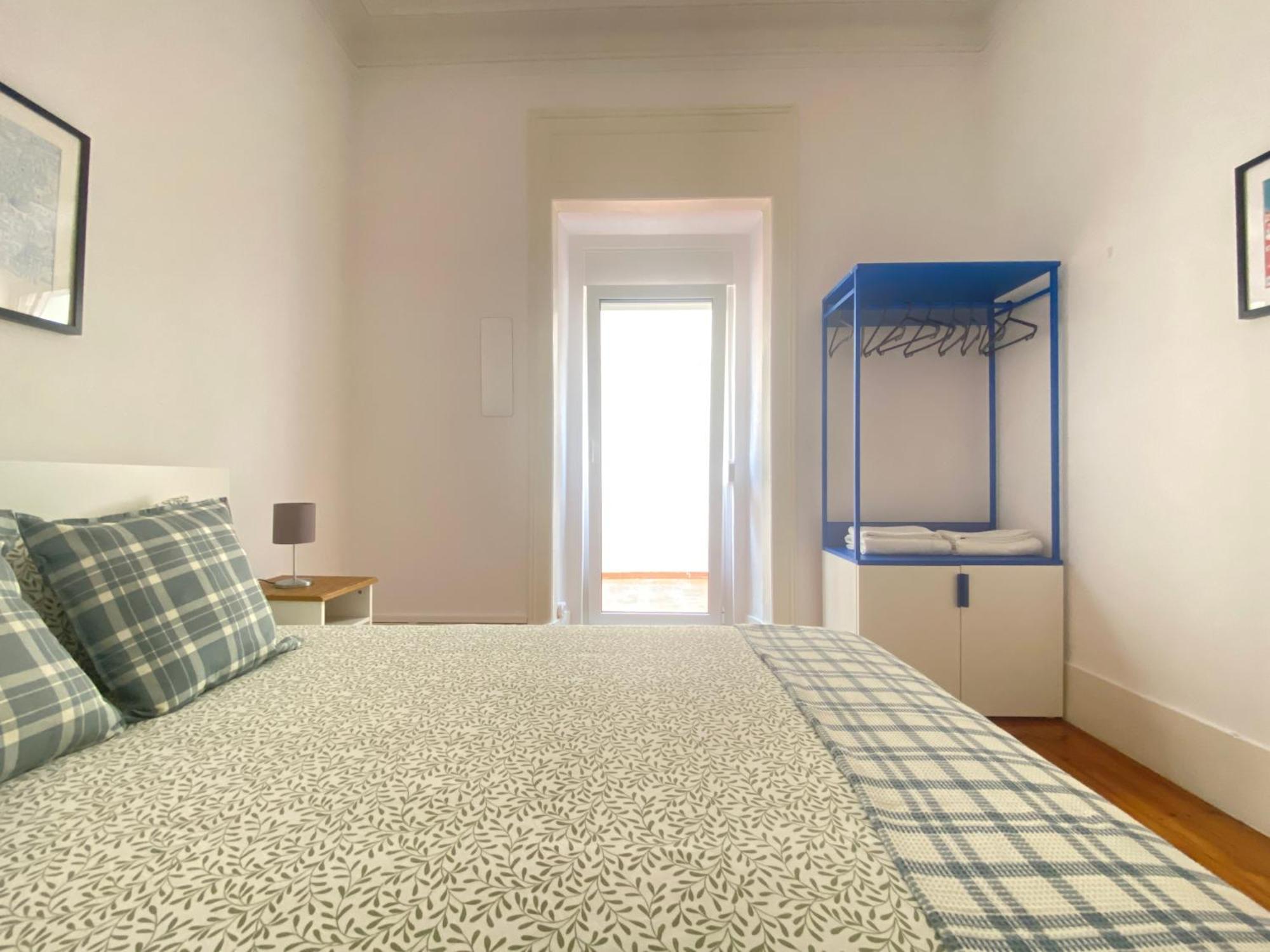 Terrace House Hostel Lisbon Exterior photo