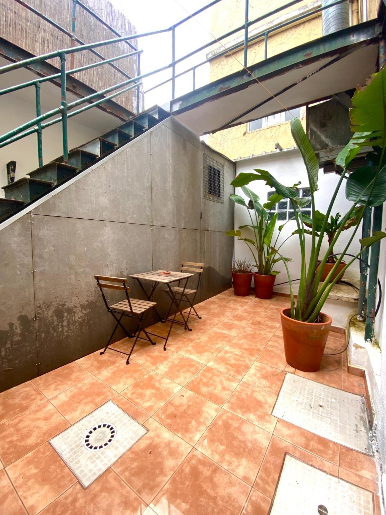 Terrace House Hostel Lisbon Exterior photo